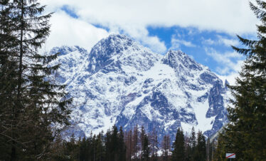 inspiring travel destination featuring adventure, scenic landscapes, and holiday experiences