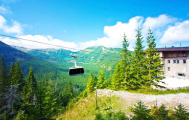 Scenic view of popular places to travel in Himachal with mountains and greenery